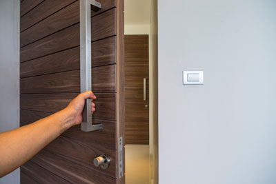 Cambio de puerta de alta seguridad